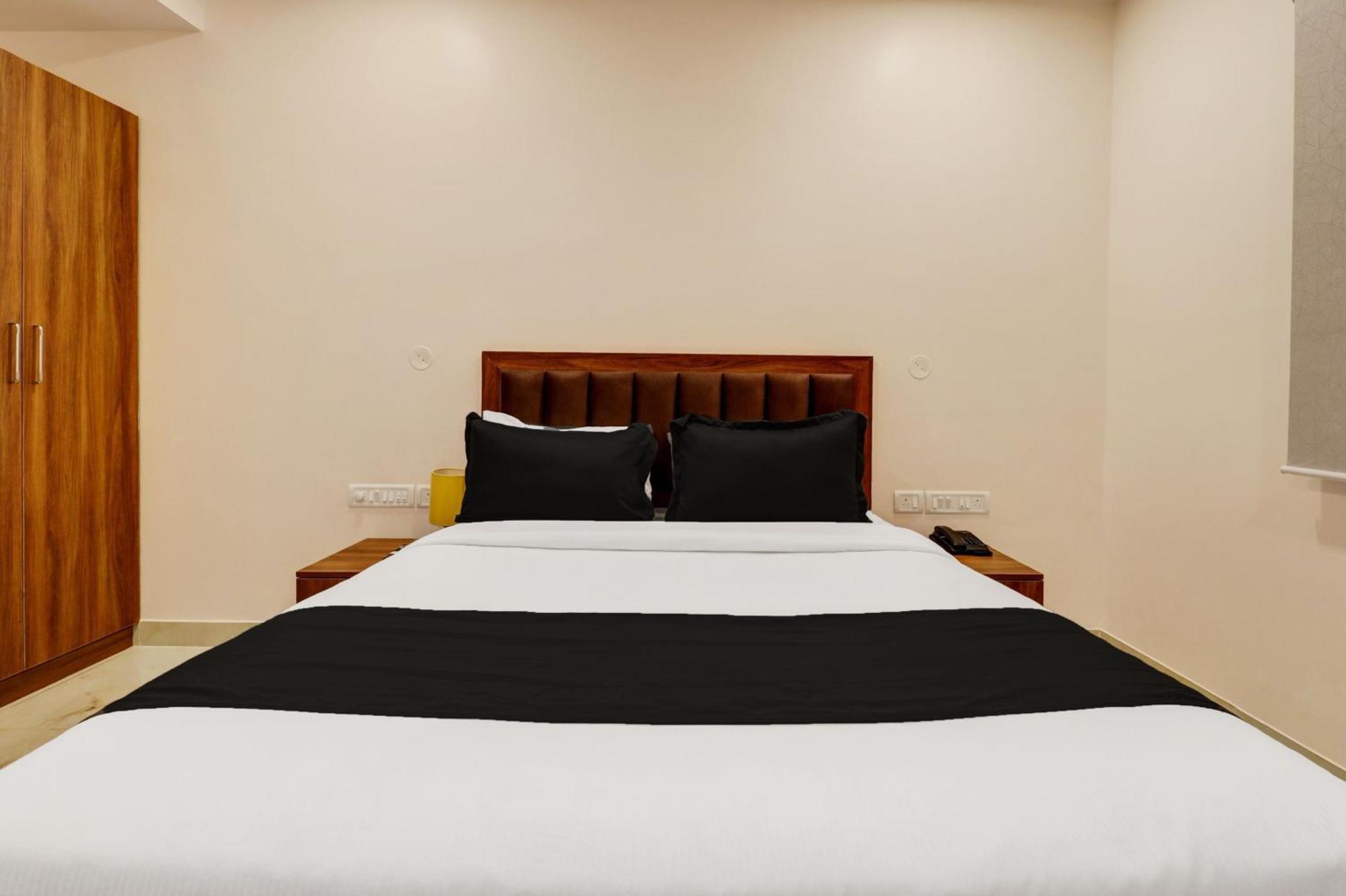 Super Townhouse Arekere Near Mithai Mahal Bangalore Luaran gambar