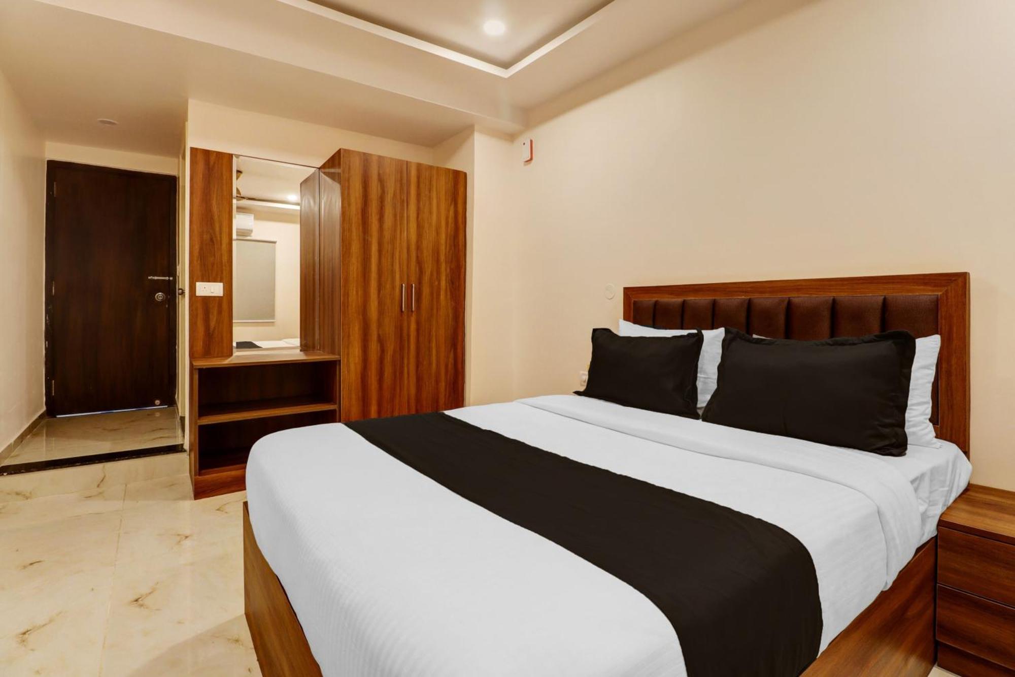 Super Townhouse Arekere Near Mithai Mahal Bangalore Luaran gambar